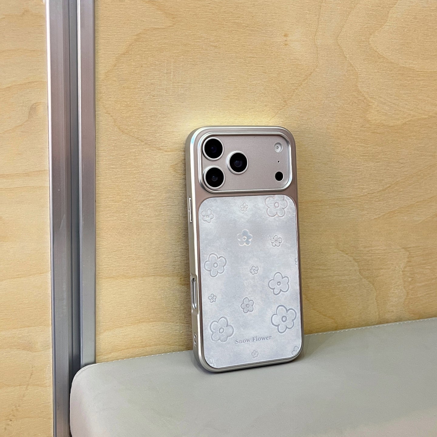 Chromahome Silver Flower iPhone Case - Chromahome