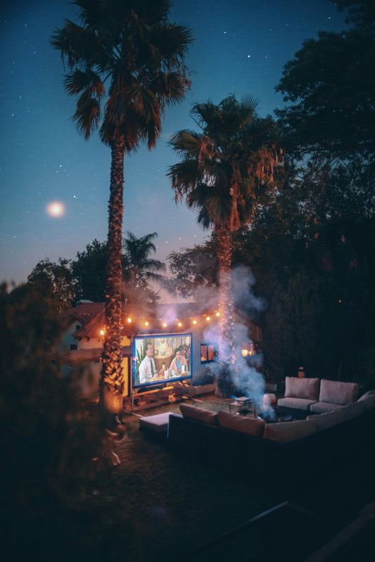 How to choose a projector for outdoor camping? You'll understand after reading this one