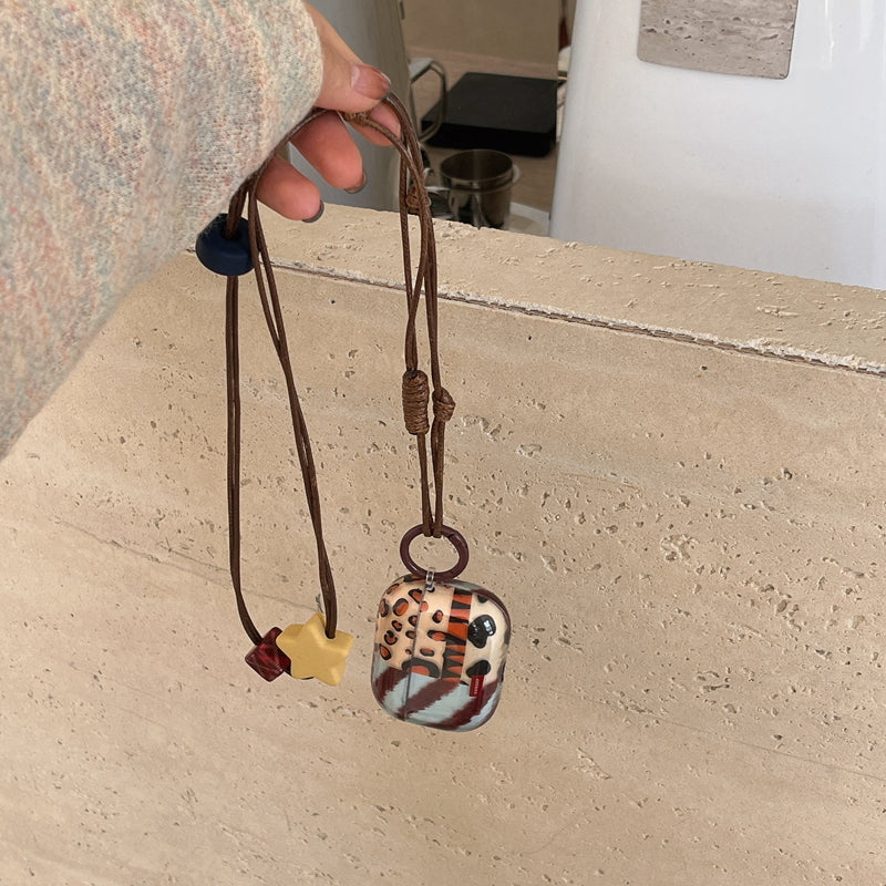 Chromahome Fashionable Retro Leopard Print Stitching Star AirPods Case - Chromahome  