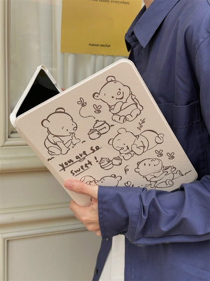Chromahome Five Winnie the Pooh Bears on White Background iPad Case