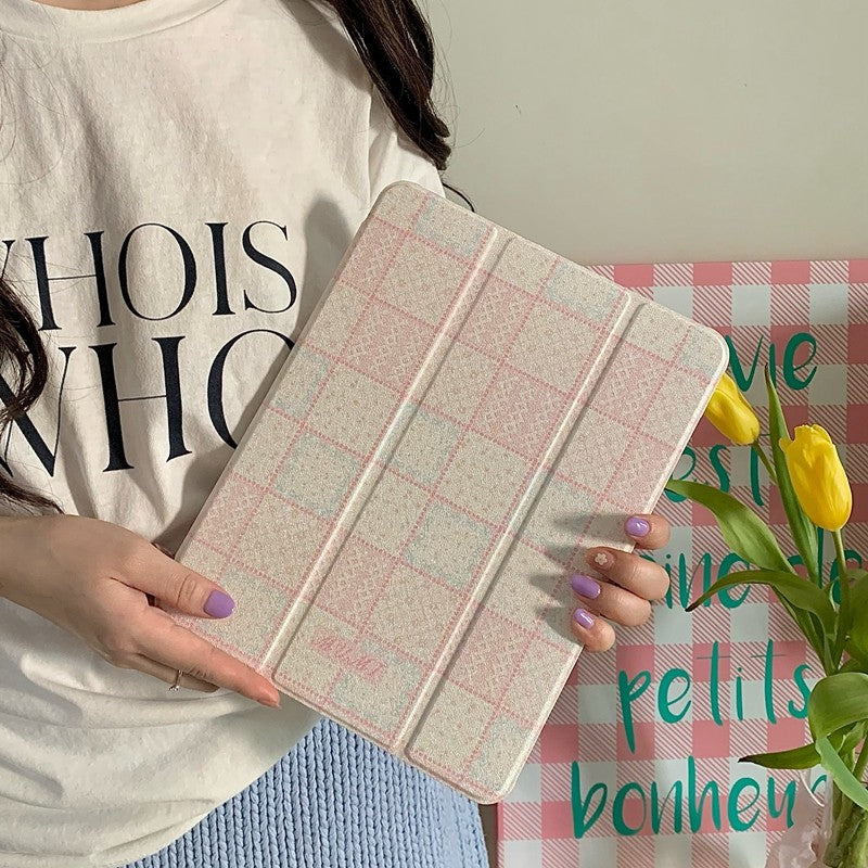 Chromahome Heart Grid Mirror iPad Case