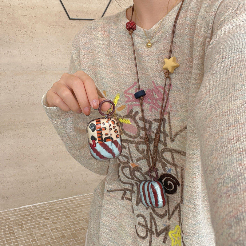 Chromahome Fashionable Retro Leopard Print Stitching Star AirPods Case - Chromahome  